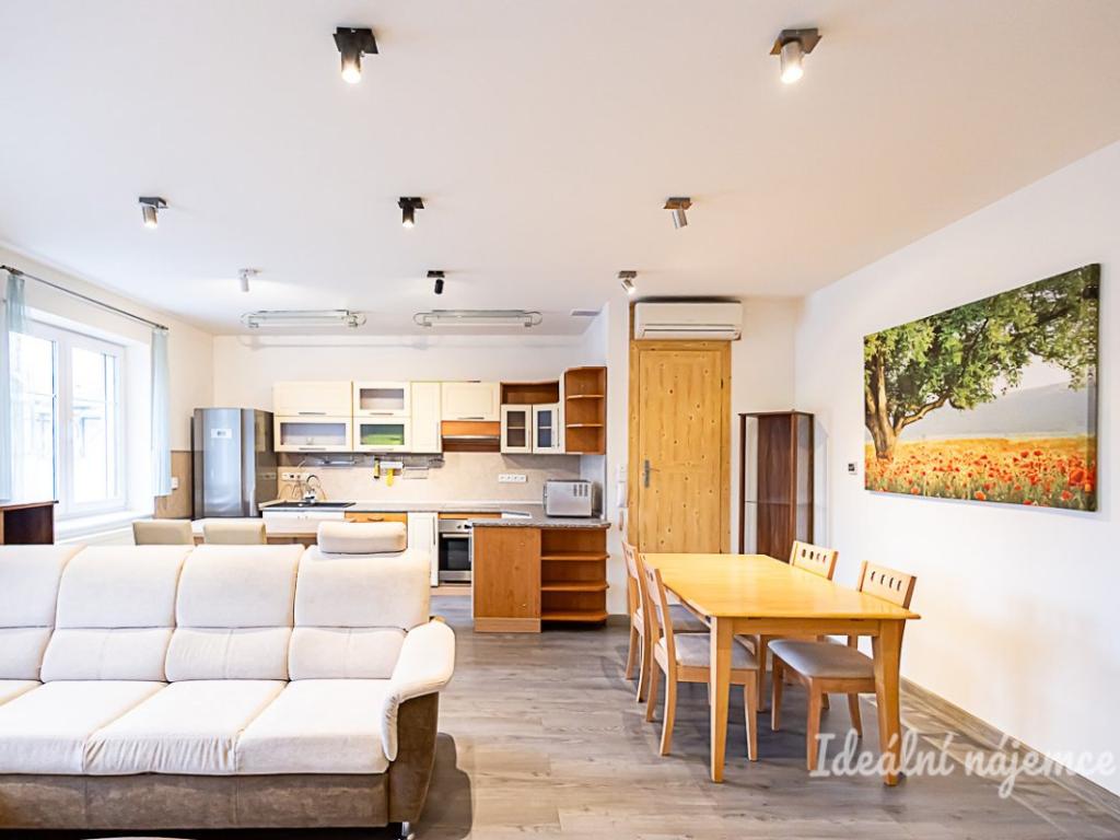 Pronájem bytu 2+kk 58 m2