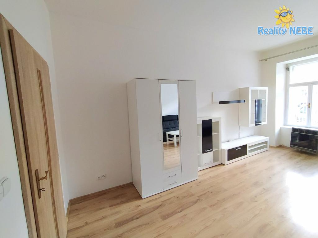 Prodej bytu 2+kk 42 m² – pohled 4