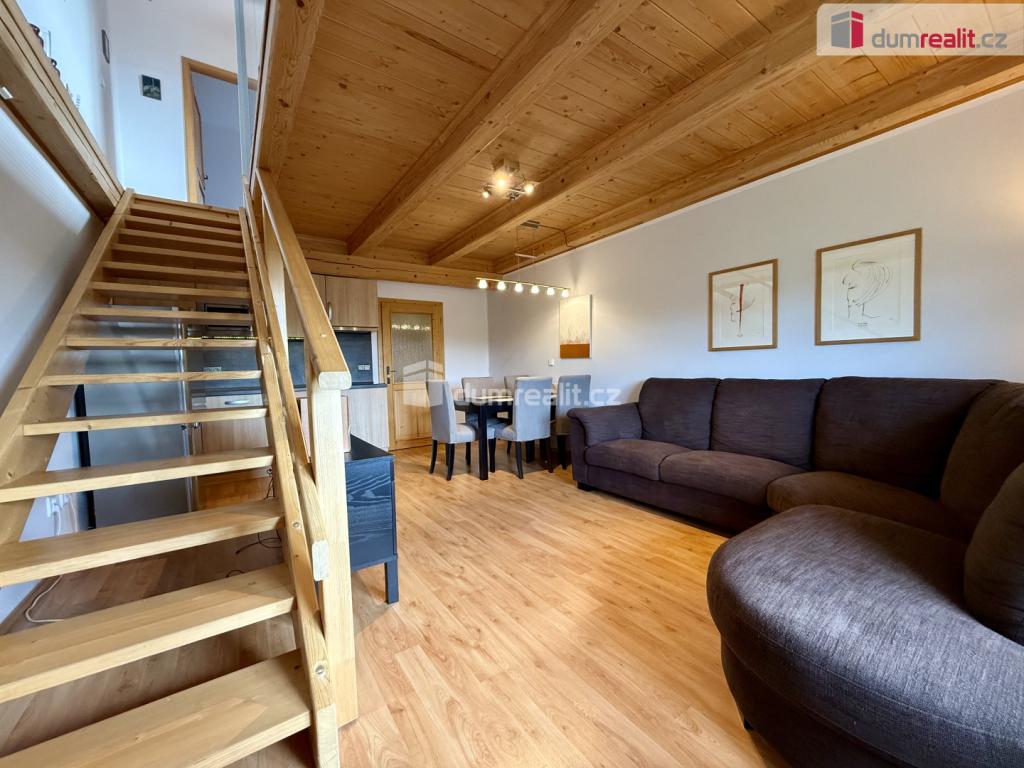 Pronájem bytu 3+kk 74 m2