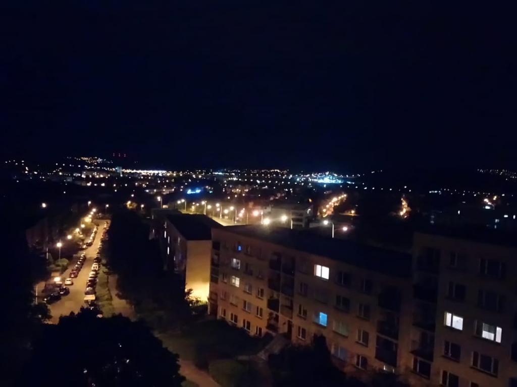 Spolubydleni bytu celý pokoj 80 m2
