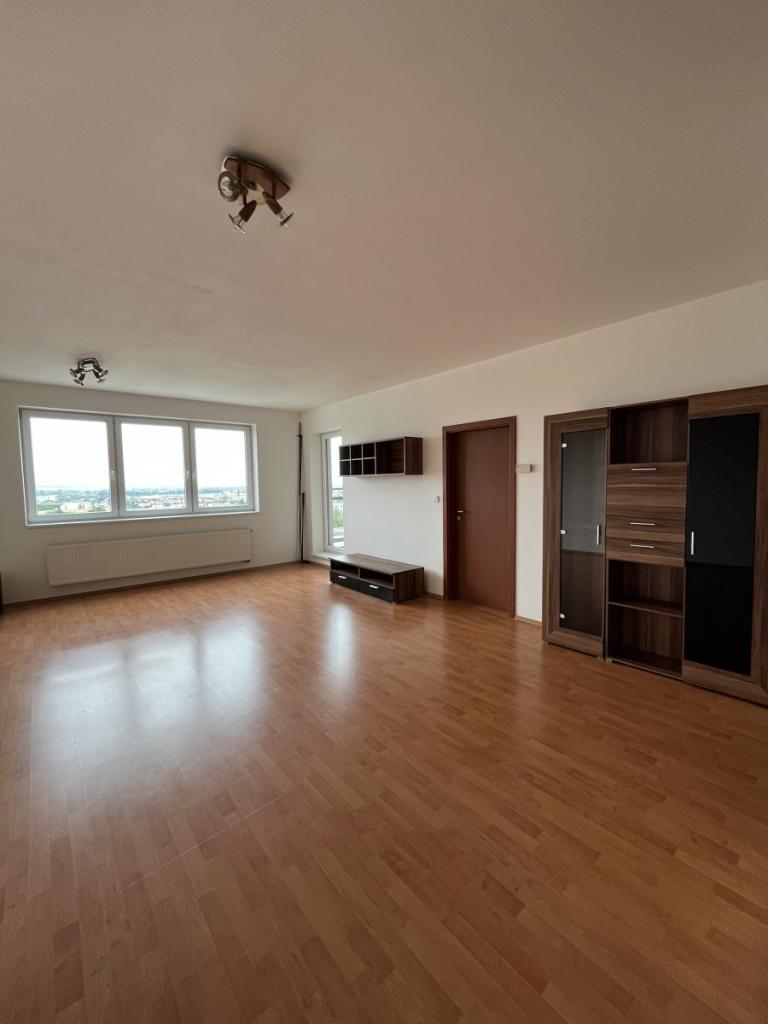 Pronájem bytu 2+kk 71 m2