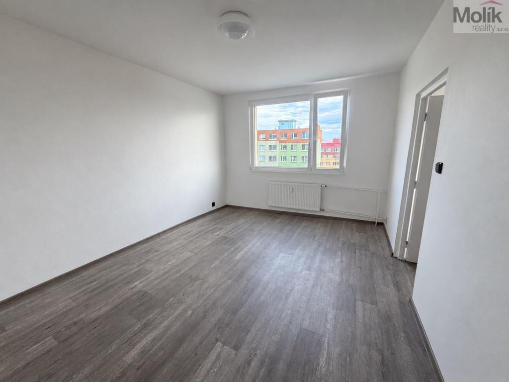Pronájem bytu 1+1 35 m2