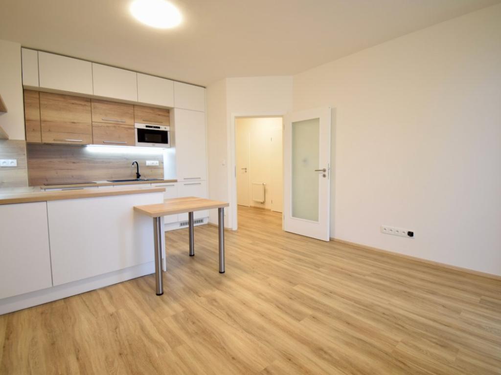 Pronájem bytu 2+kk 50 m2