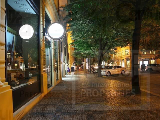 Pronájem bytu 2+kk 71 m² – pohled 6