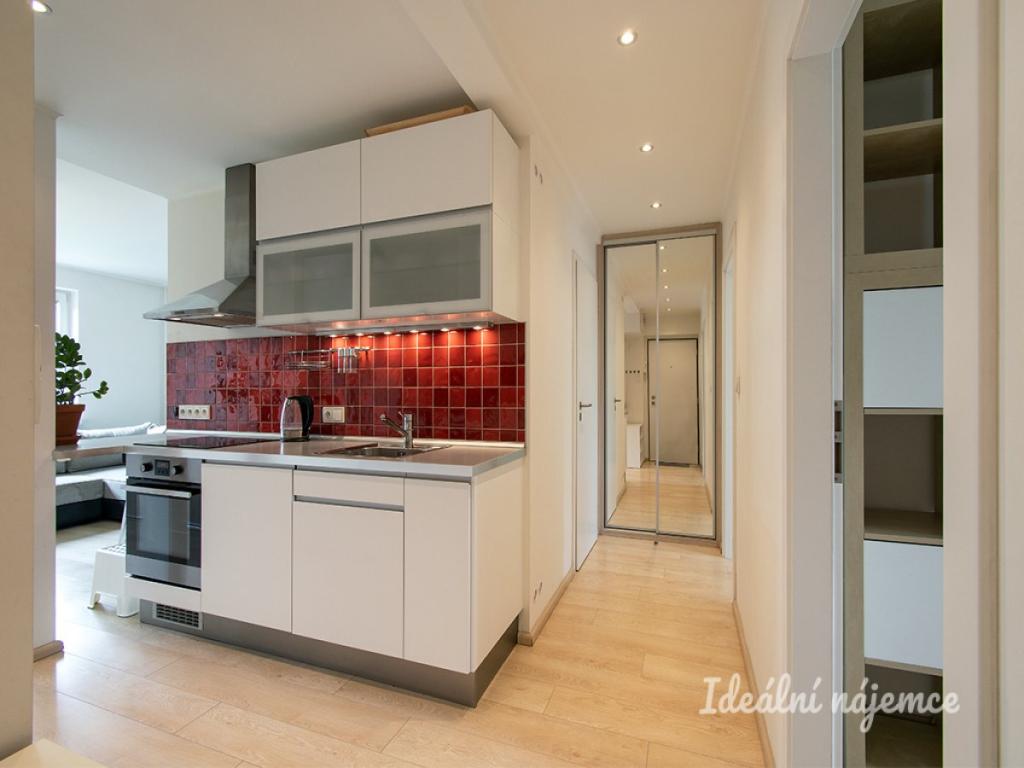 Pronájem bytu 3+kk 54 m2