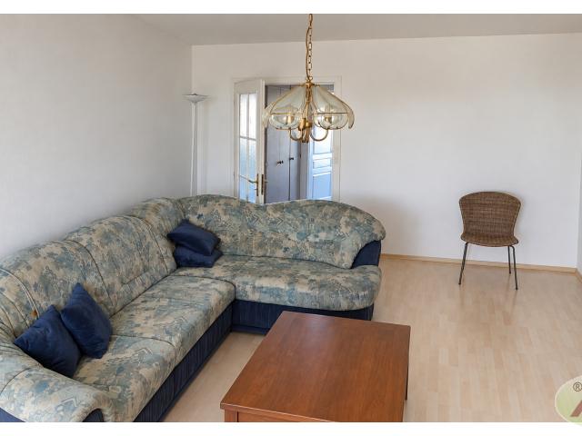 Listing 1