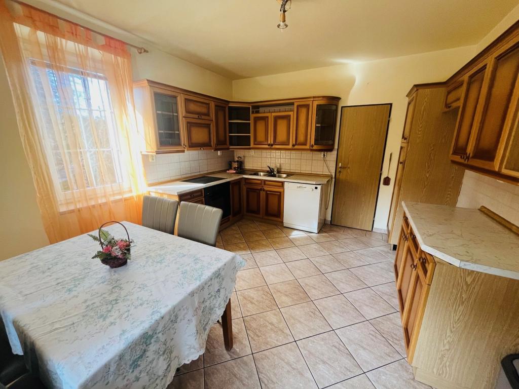 Pronájem bytu 2+1 90 m2