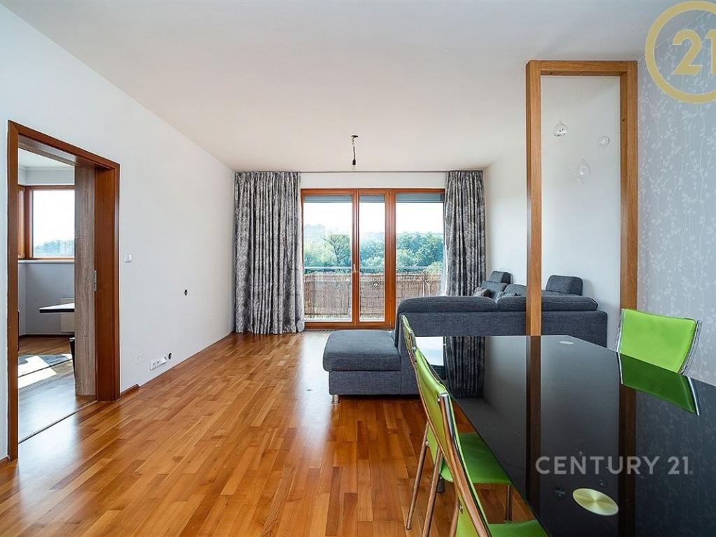 Pronájem bytu 4+kk 100 m2