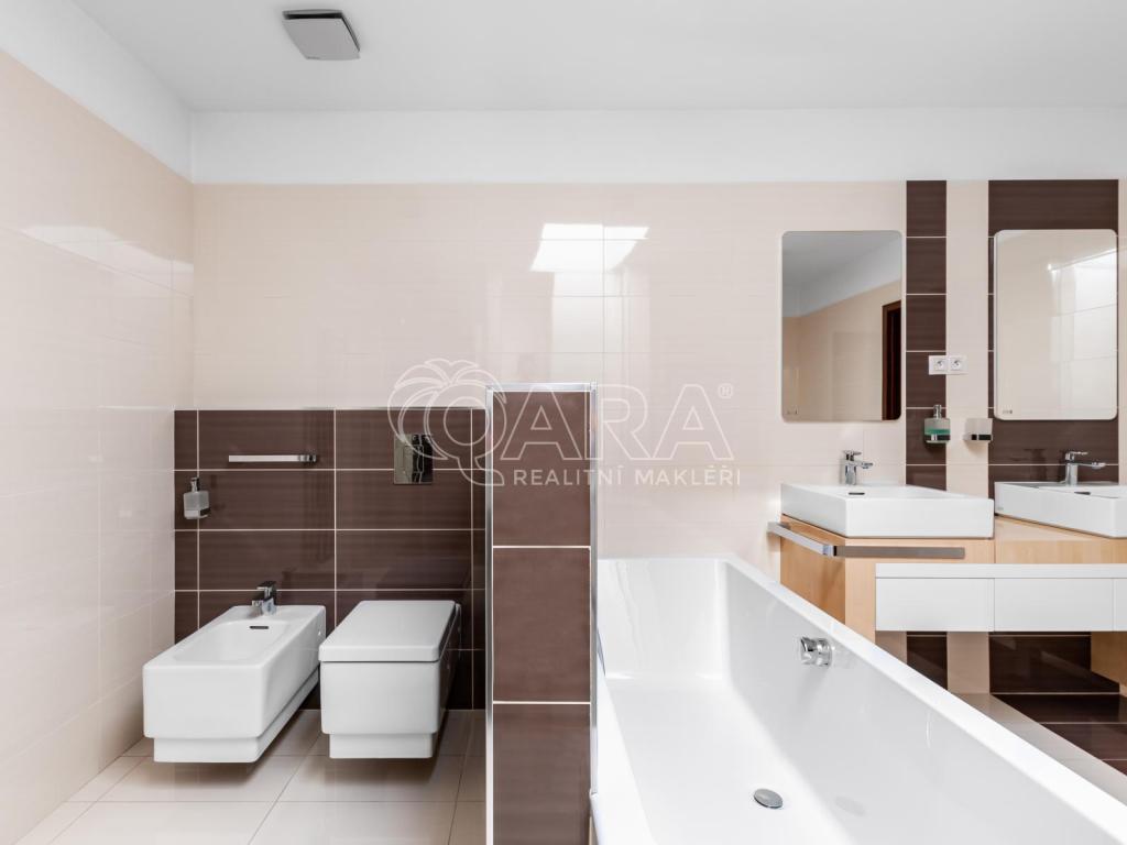 Pronájem bytu 4+kk 230 m2, Beroun – náhled fotky 19