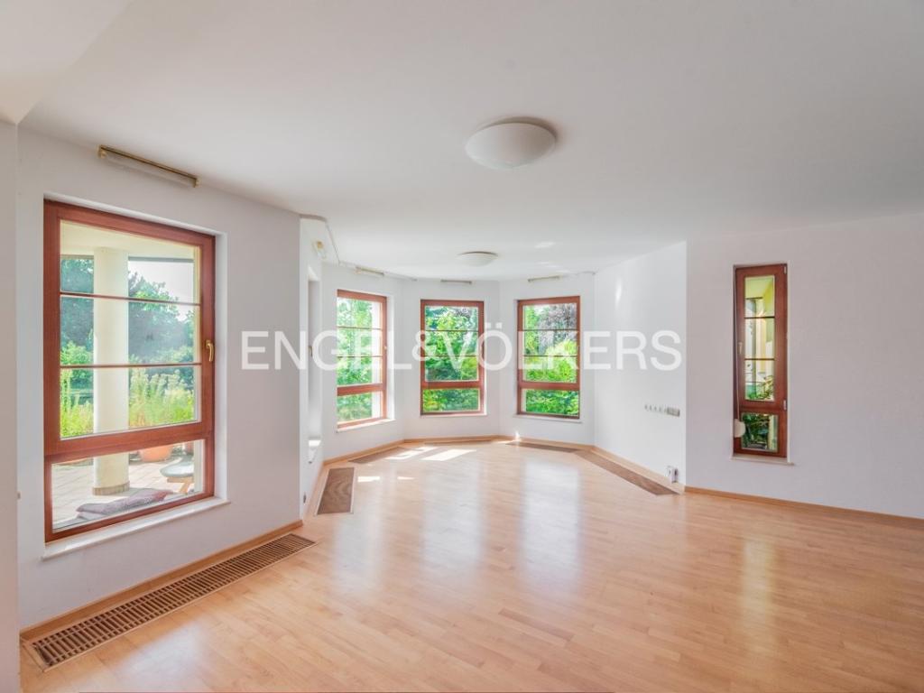 Pronájem domu 440 m2