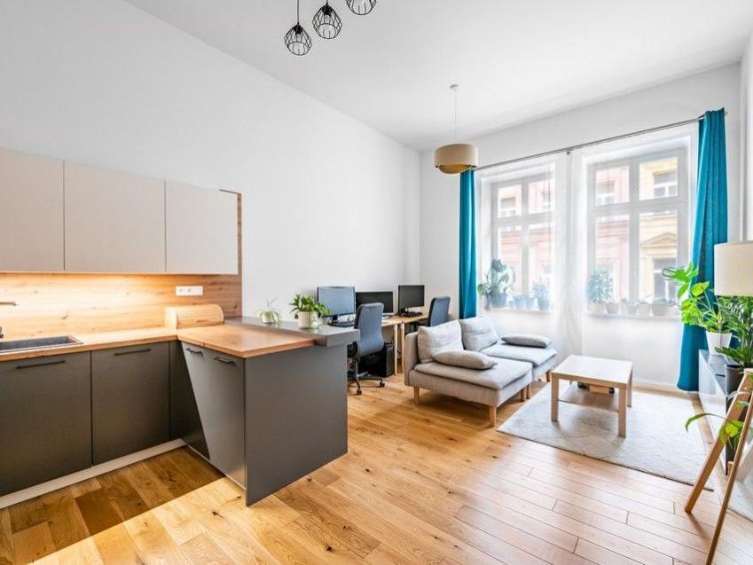 Pronájem bytu 2+kk 48 m2