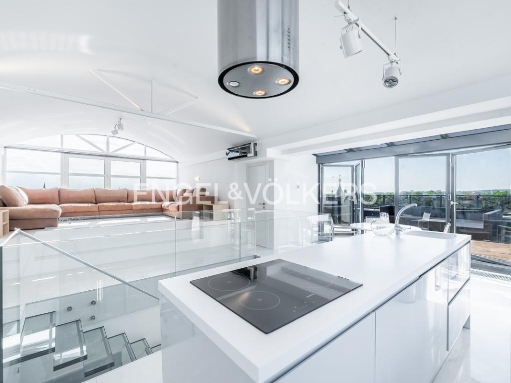 Pronájem bytu atypický 135 m2