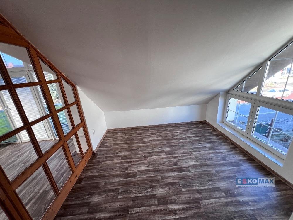 Pronájem bytu 2+1 100 m2