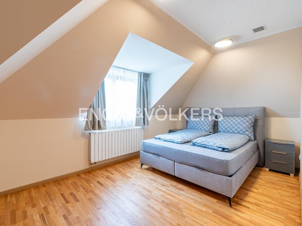 Pronájem domu 288 m2, Praha – náhled fotky 9