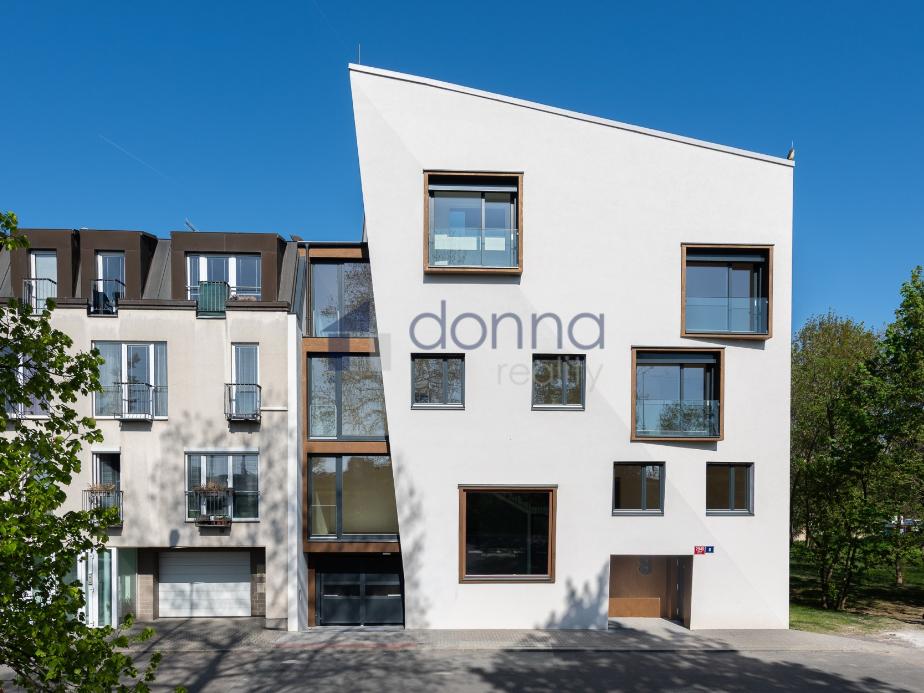 Pronájem bytu 1+kk 39 m2