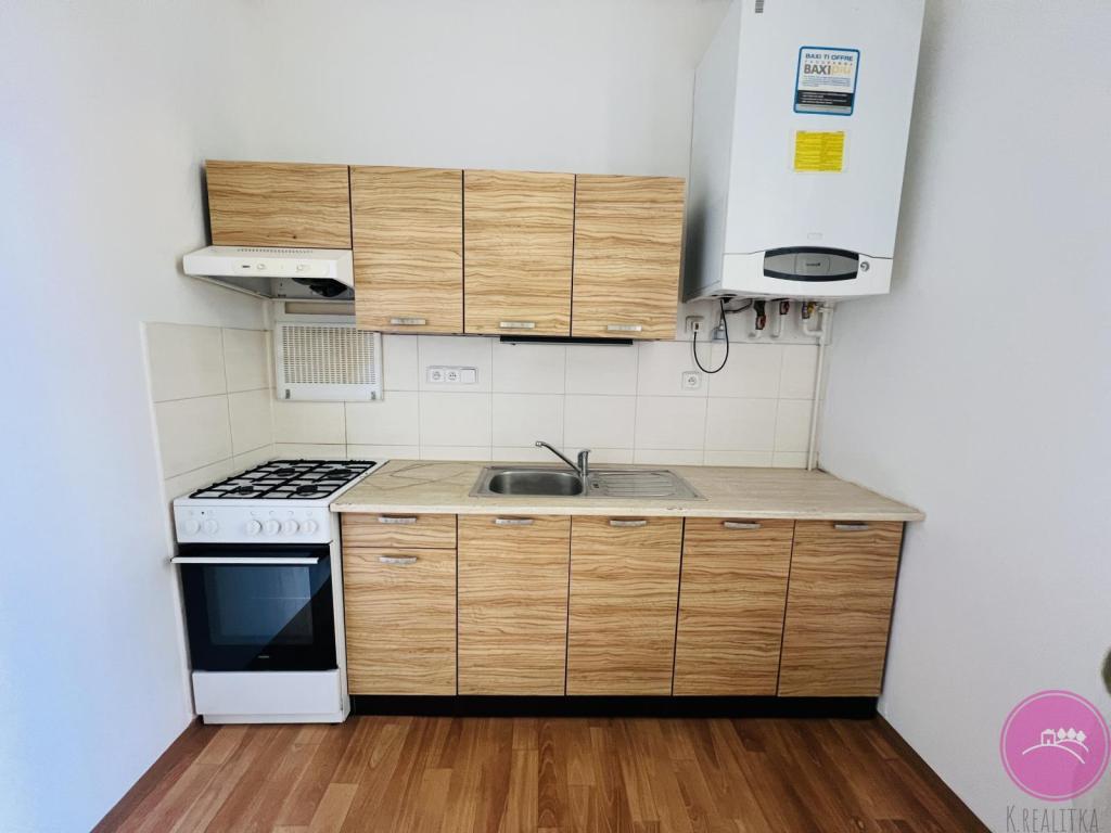 Pronájem bytu 2+1 90 m2