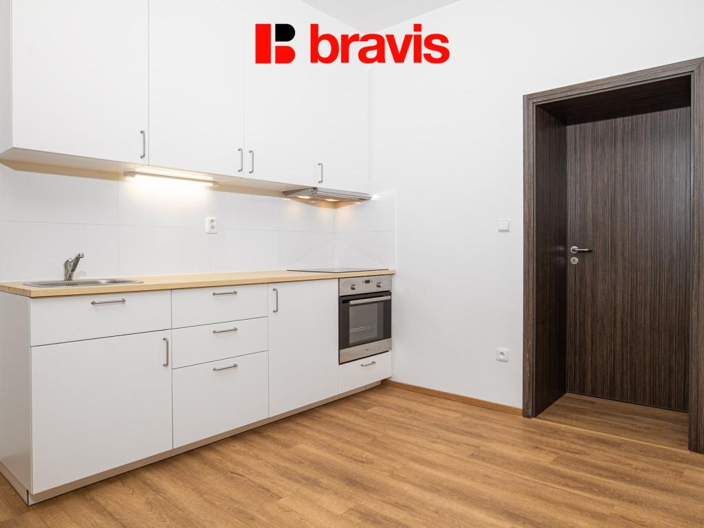 Pronájem bytu 2+kk 53 m² – pohled 2