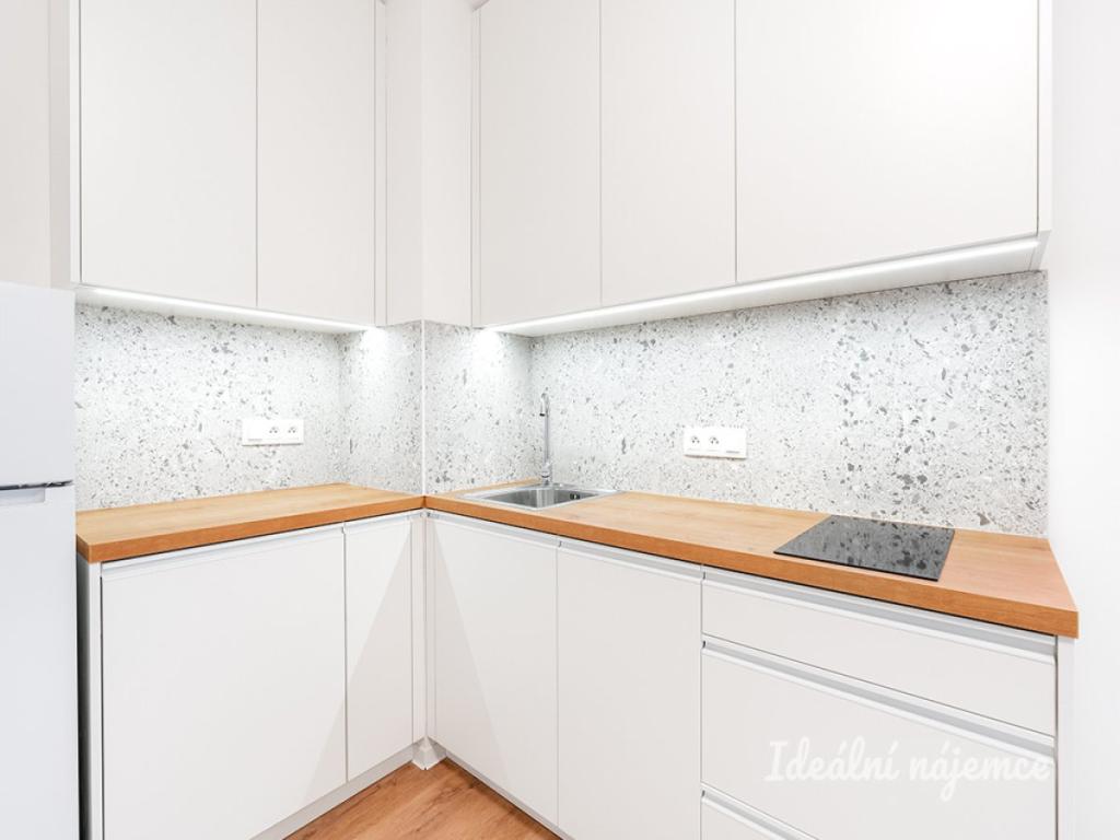 Pronájem bytu 2+kk 36 m2