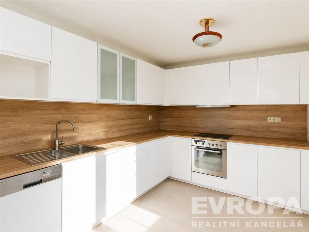 Pronájem domu 350 m2, Průhonice – náhled fotky 6