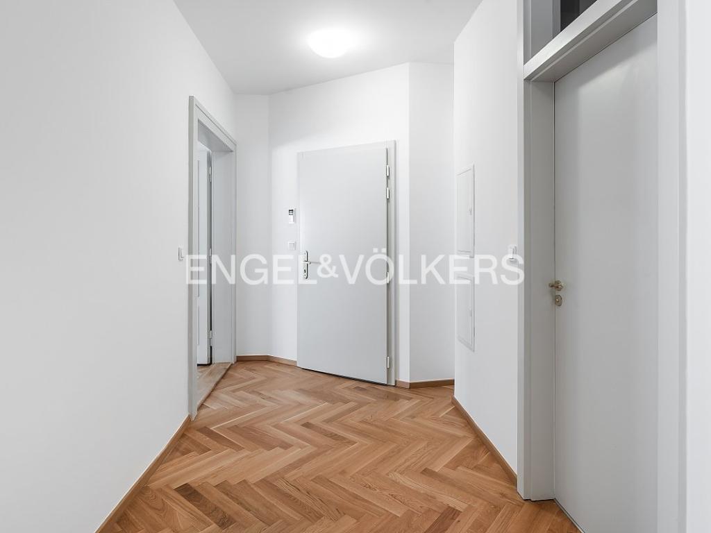 Pronájem bytu 2+kk 101 m2