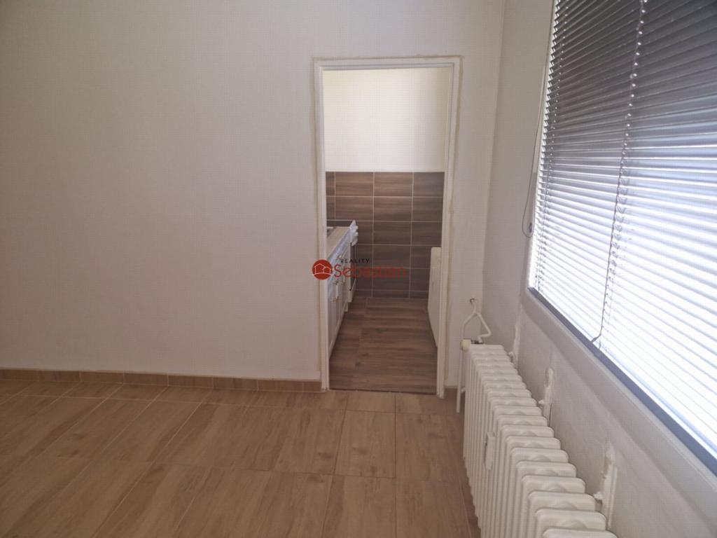Pronájem bytu 1+kk 28 m2