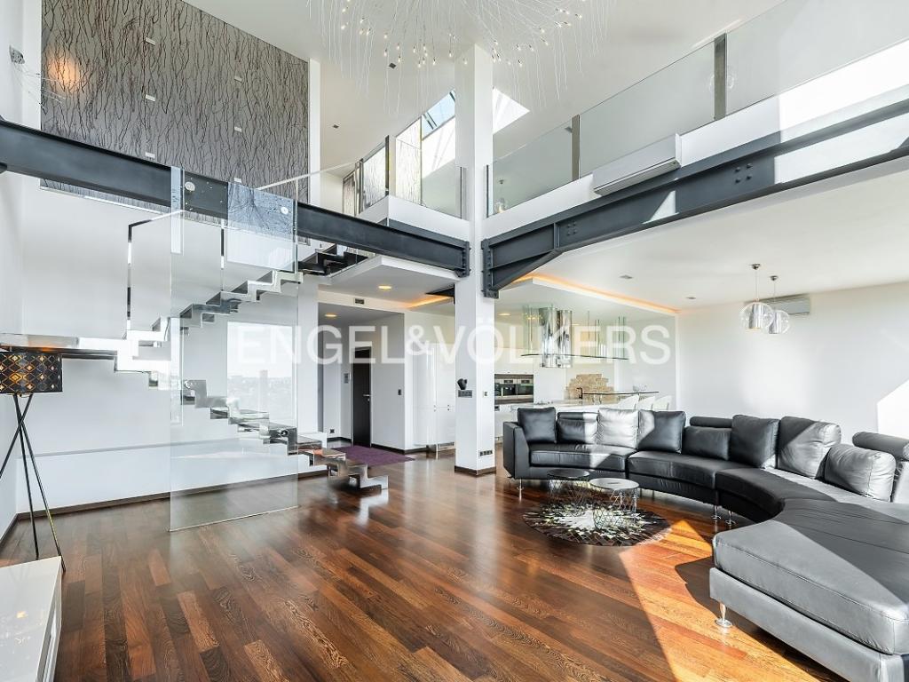 Pronájem bytu 3+kk 288 m2