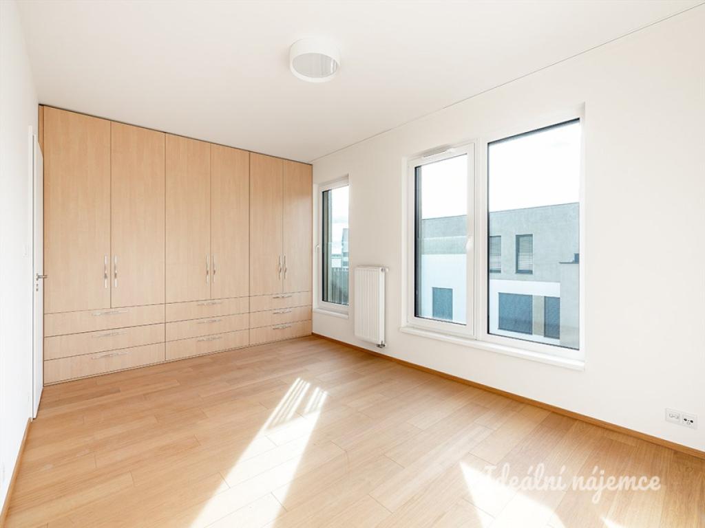 Pronájem bytu 2+kk 63 m2