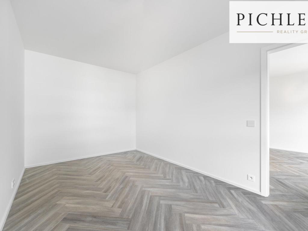 Prodej bytu 2+kk 39 m2, Praha – náhled fotky 12