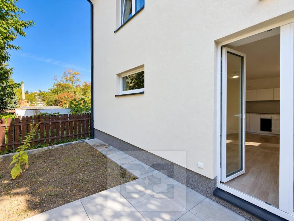 Pronájem bytu 1+kk 22 m2