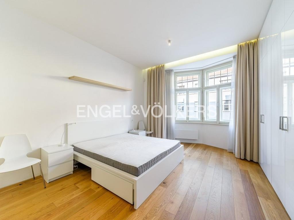 Pronájem bytu 3+kk 109 m2