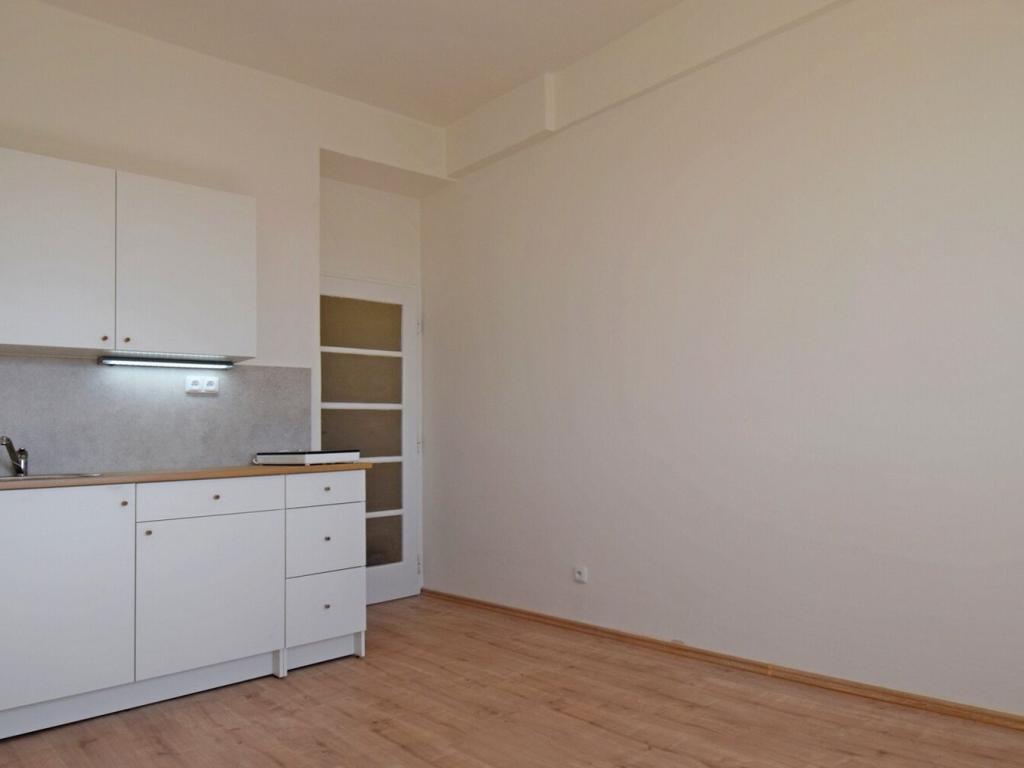 Listing 3