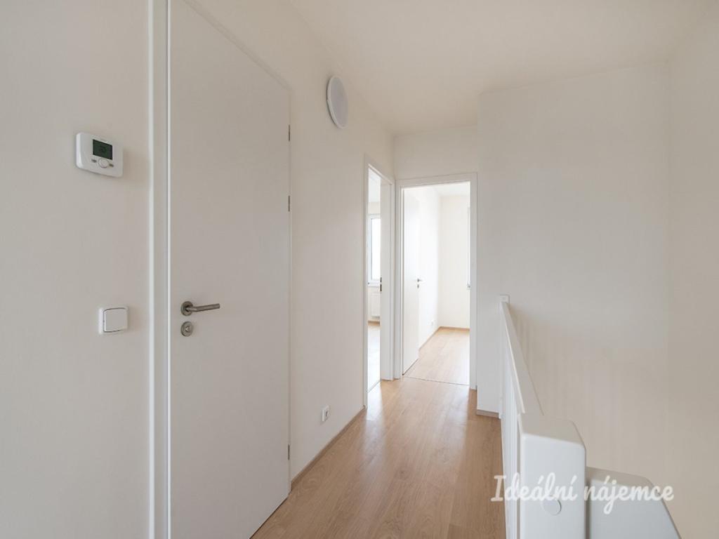Pronájem bytu 4+kk 107 m2, Praha – náhled fotky 9