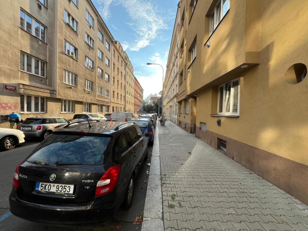 Prodej bytu 1+1 32 m2, Praha – náhled fotky 8