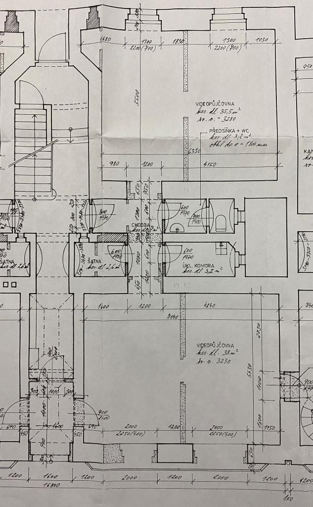 Pronajem bytu atypicky 120 m2