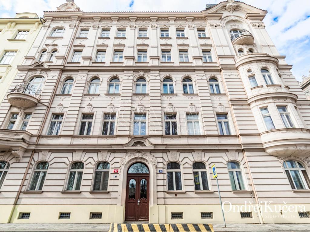 Prodej bytu 2+1 65 m2, Praha – náhled fotky 31