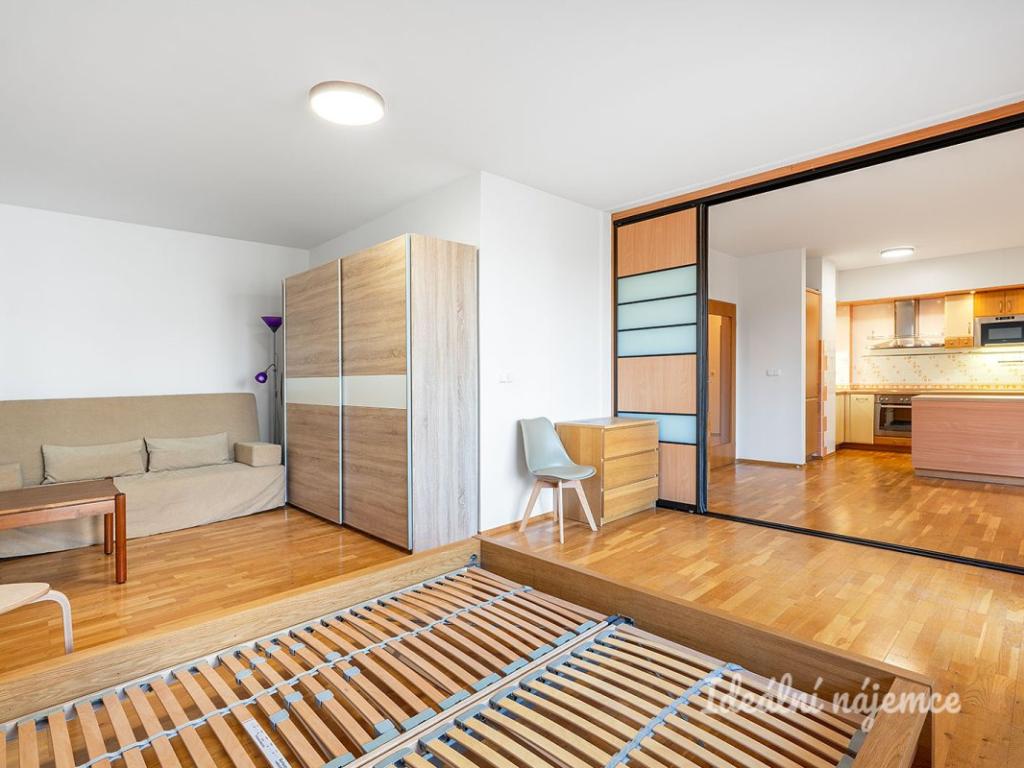 Pronájem bytu 2+kk 69 m2