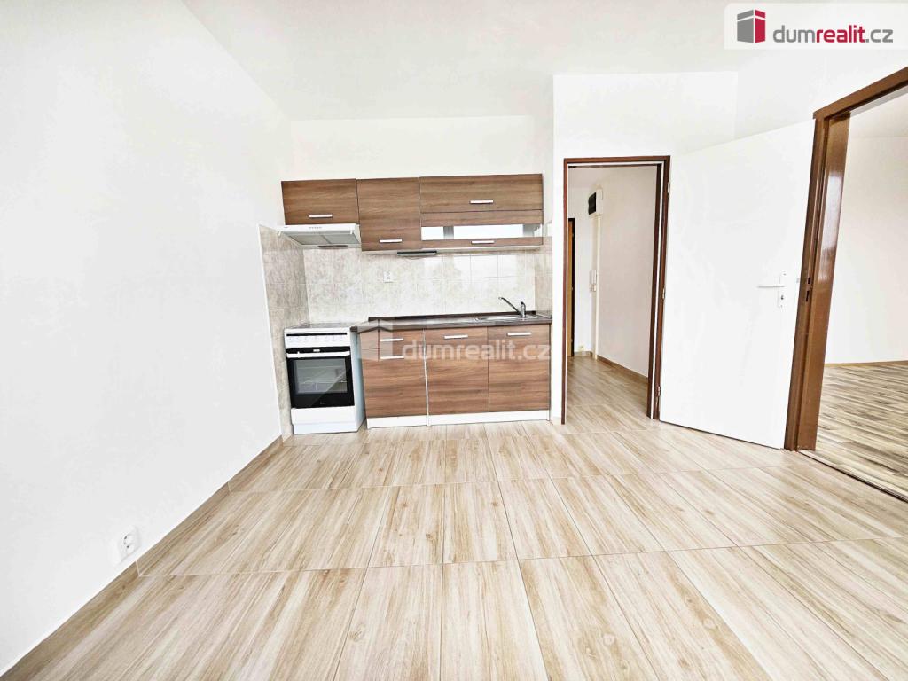 Pronájem bytu 1+1 35 m2