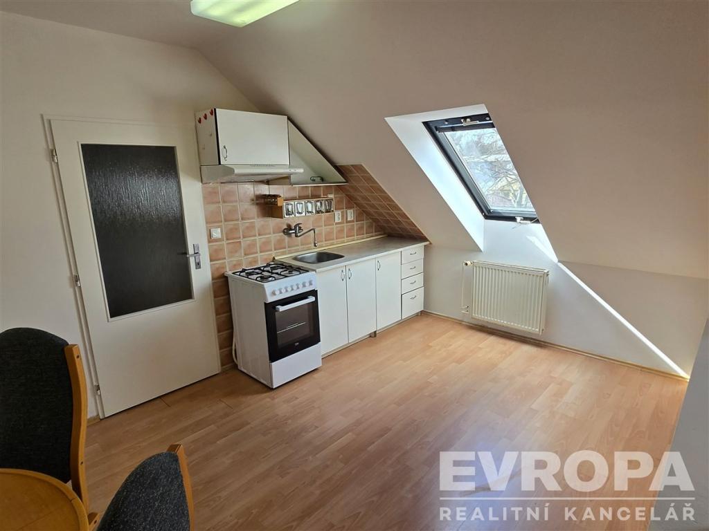 Pronájem bytu 2+kk 79 m2