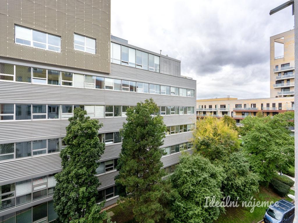 Pronájem bytu 1+kk 28 m2