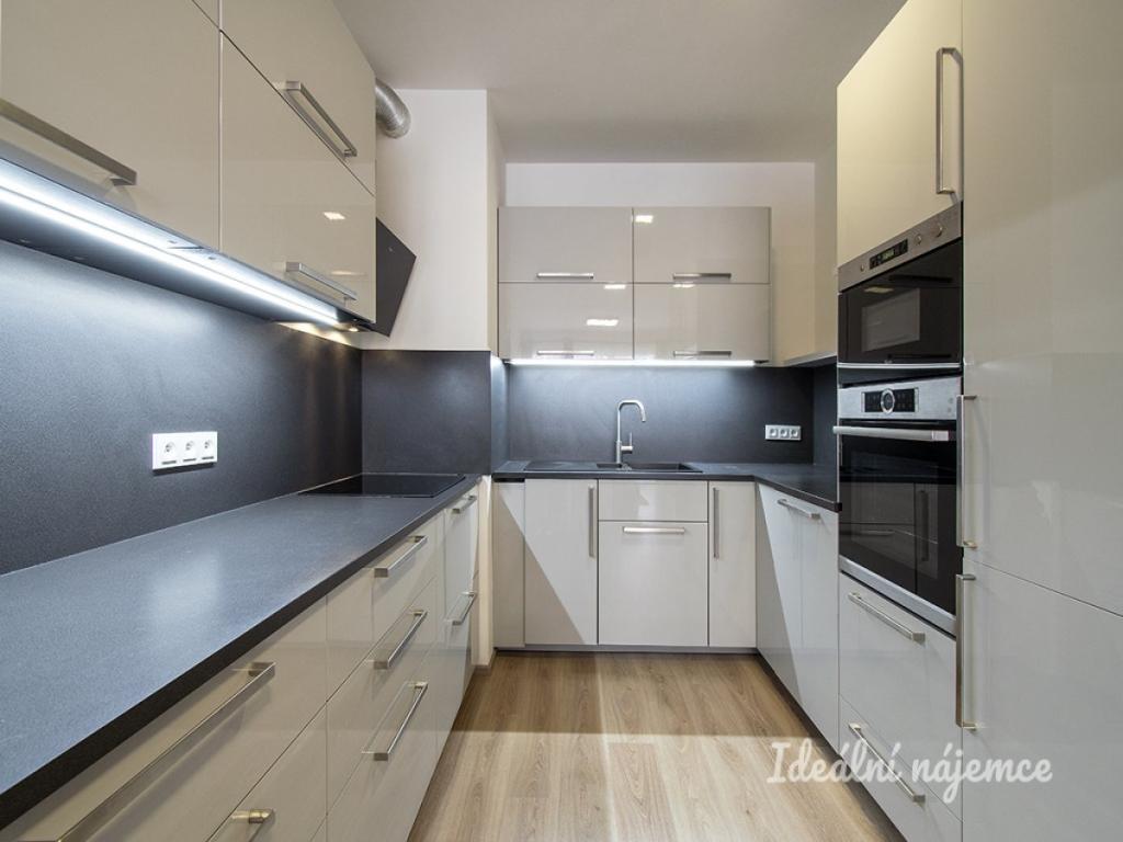 Pronájem bytu 2+kk 60 m2