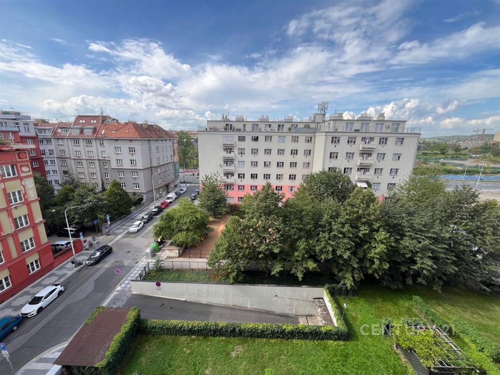Pronájem bytu 1+kk 29 m2, Praha – náhled fotky 16