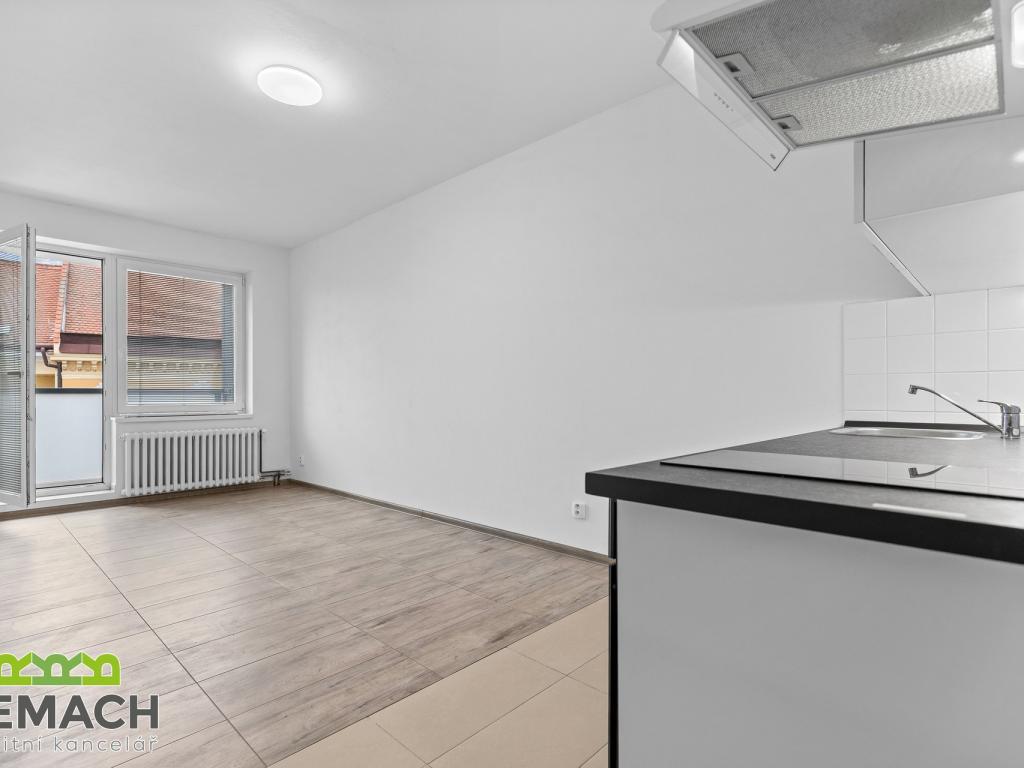 Pronájem bytu 1+kk 28 m2