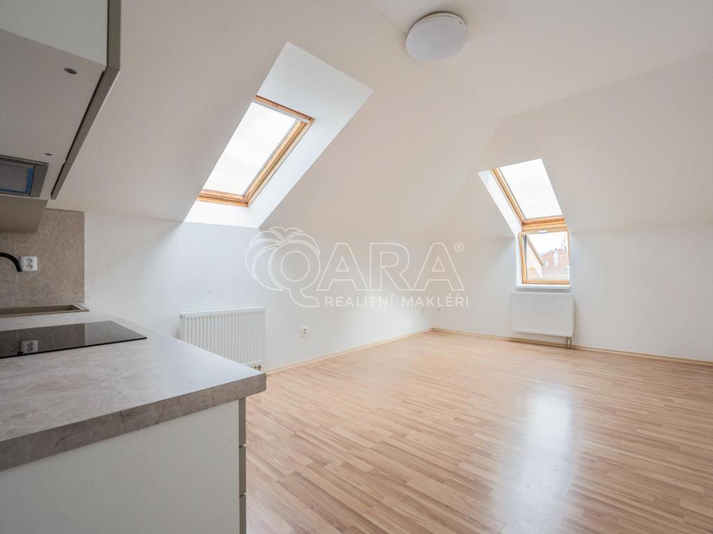 Pronájem bytu 1+kk 30 m2
