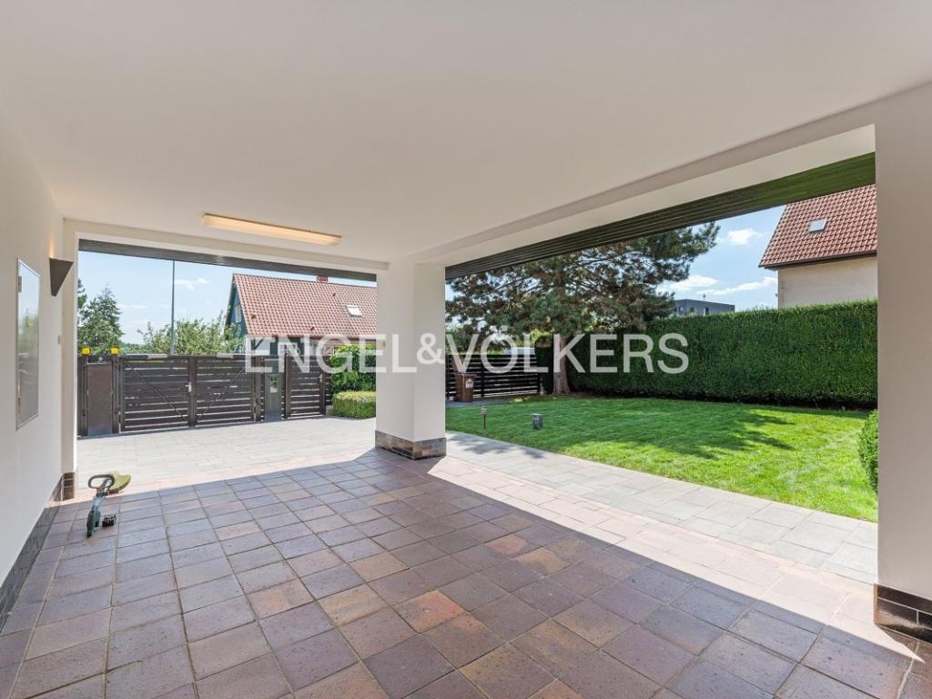 Pronájem domu 417 m2, Praha – náhled fotky 18