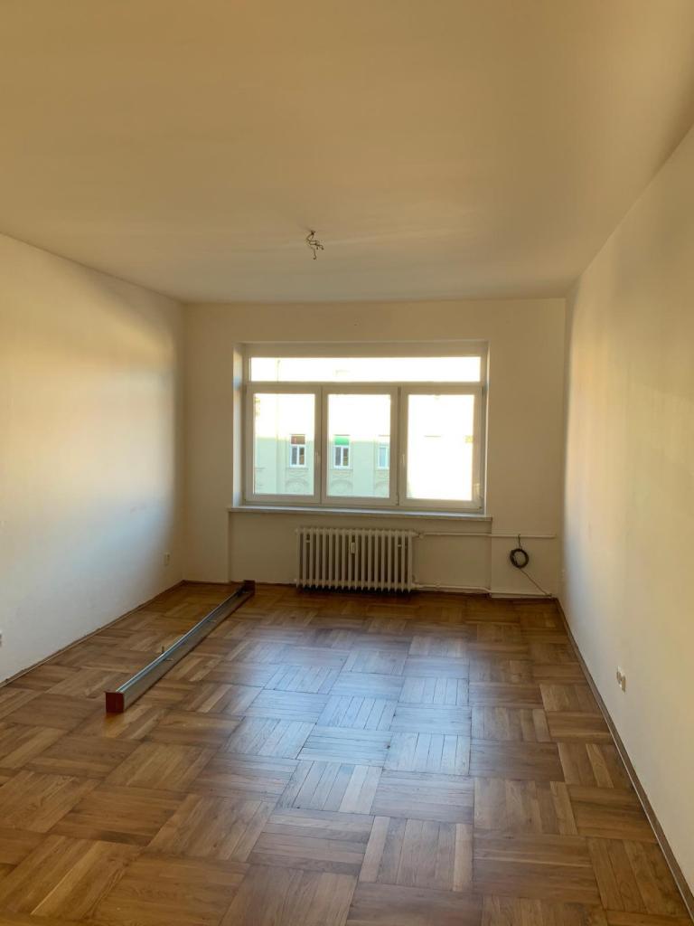 Listing 3