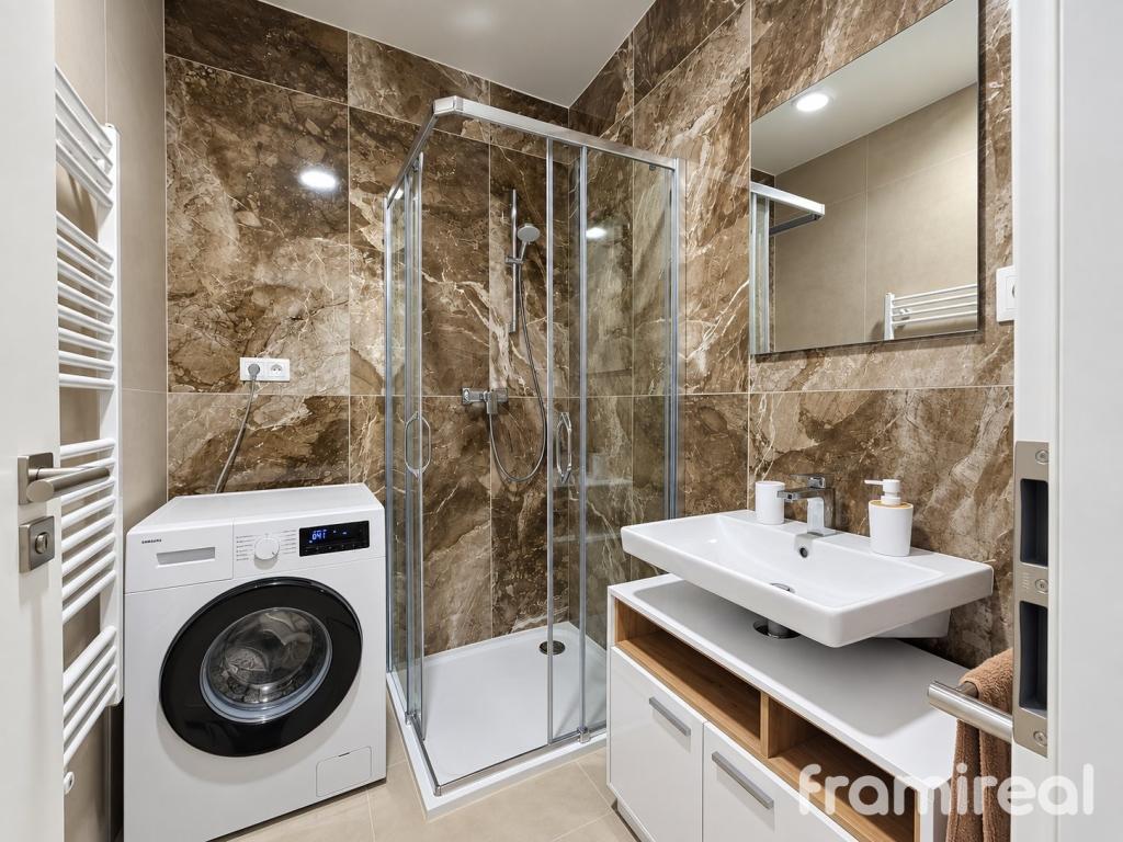 Pronájem bytu 1+kk 38 m2