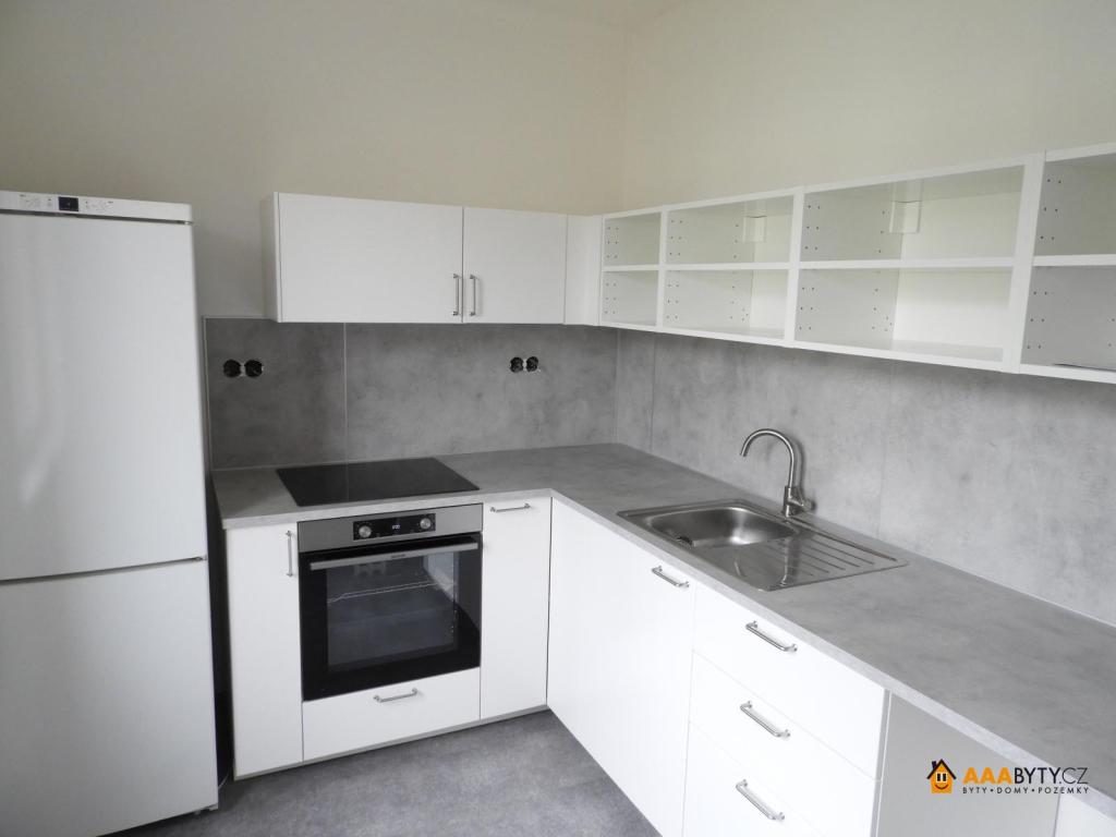 Pronájem bytu 2+1 51 m2