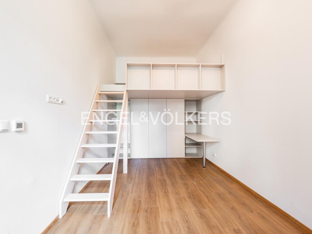 Pronájem bytu 1+1 35 m2