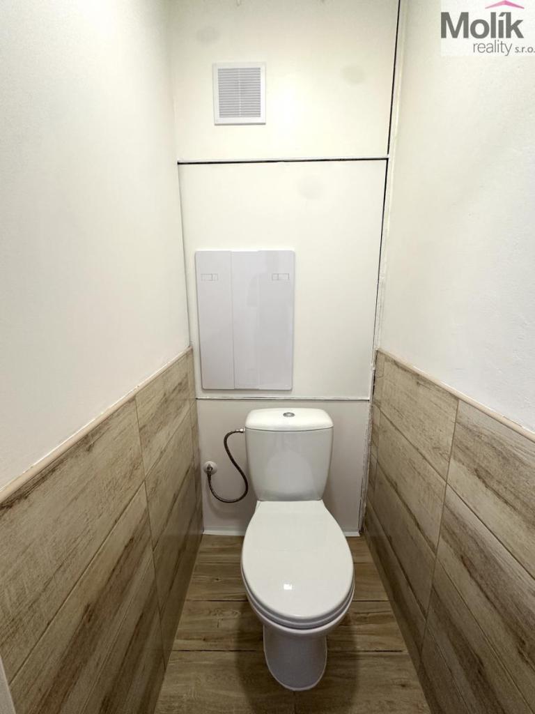 Pronájem bytu 2+1 52 m2, Duchcov – náhled fotky 15