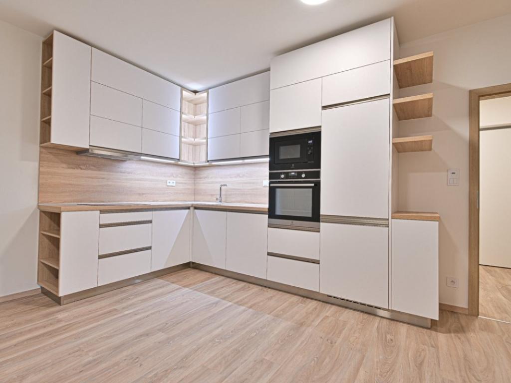 Pronájem bytu 1+kk 43 m2